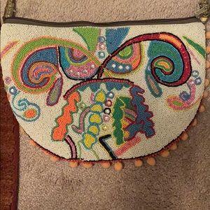 Brand New Italian Beaded Handbag! It’s gorgeous! Screams Spring, Summer! 🌸☀️👛